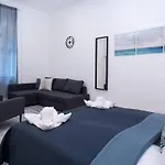 Large Airconditioned Lejlighed Budapest