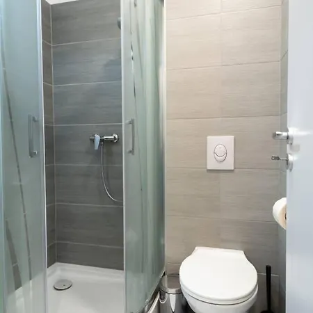 Apartment Large Airconditioned