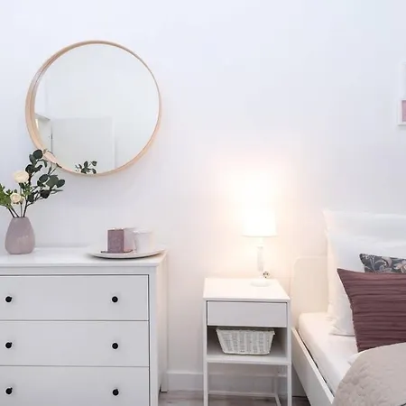 Large Airconditioned Apartment Budapest