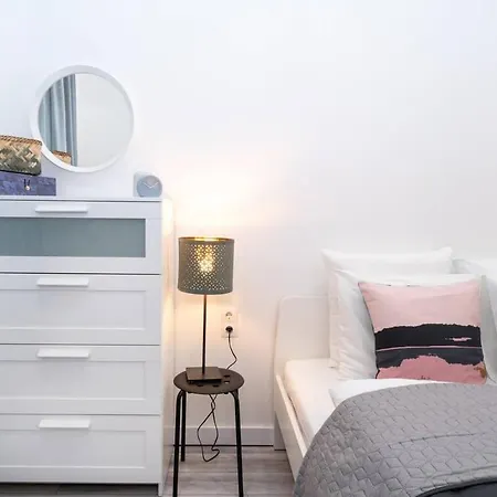 Apartment Large Airconditioned *