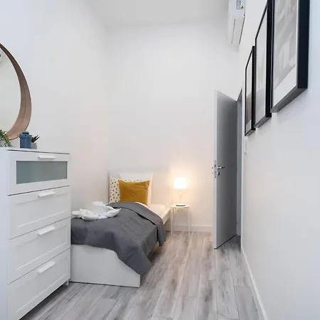 Apartment Large Airconditioned Budapest
